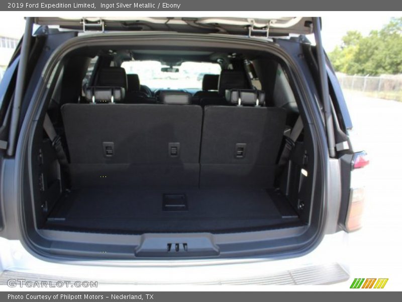 Ingot Silver Metallic / Ebony 2019 Ford Expedition Limited