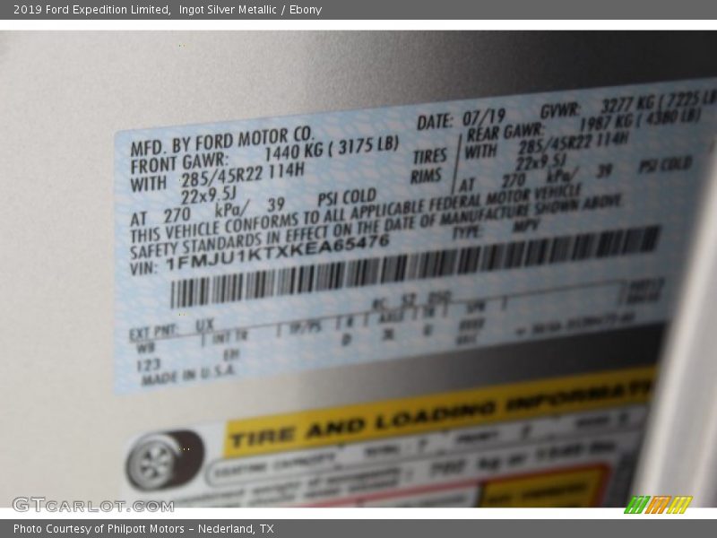 Ingot Silver Metallic / Ebony 2019 Ford Expedition Limited