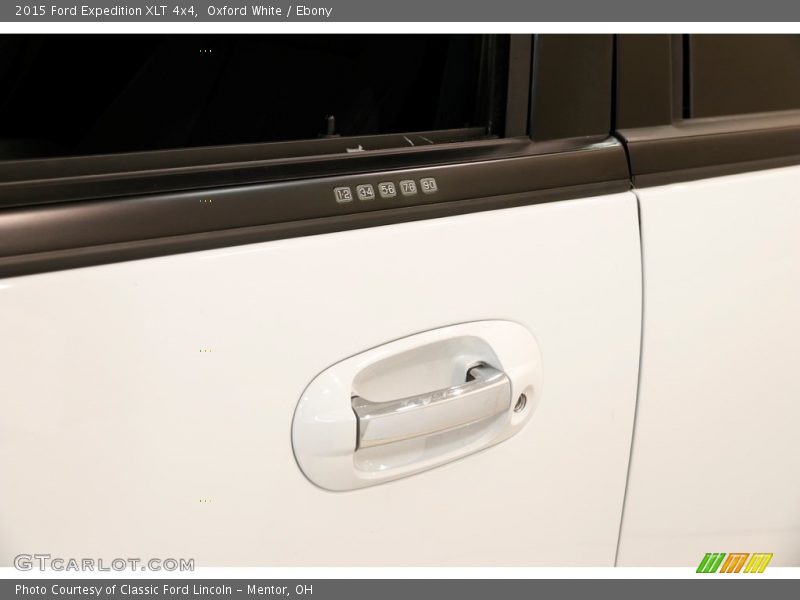 Oxford White / Ebony 2015 Ford Expedition XLT 4x4