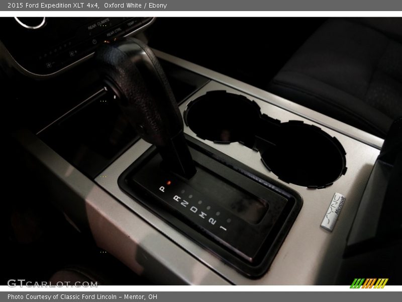 Oxford White / Ebony 2015 Ford Expedition XLT 4x4