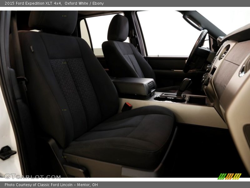 Oxford White / Ebony 2015 Ford Expedition XLT 4x4