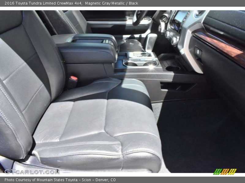 Magnetic Gray Metallic / Black 2016 Toyota Tundra Limited CrewMax 4x4
