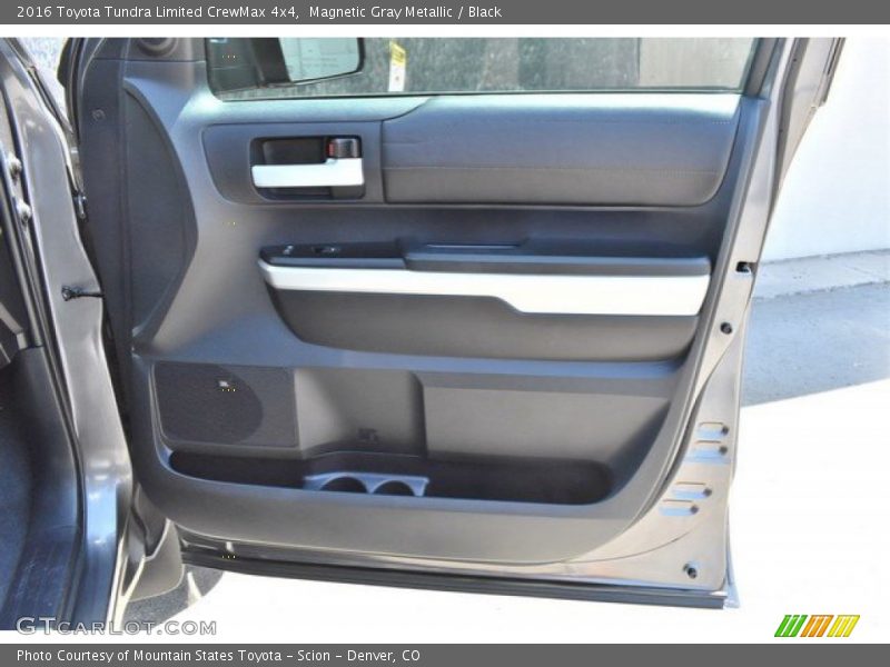 Magnetic Gray Metallic / Black 2016 Toyota Tundra Limited CrewMax 4x4