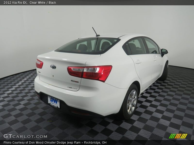 Clear White / Black 2012 Kia Rio EX