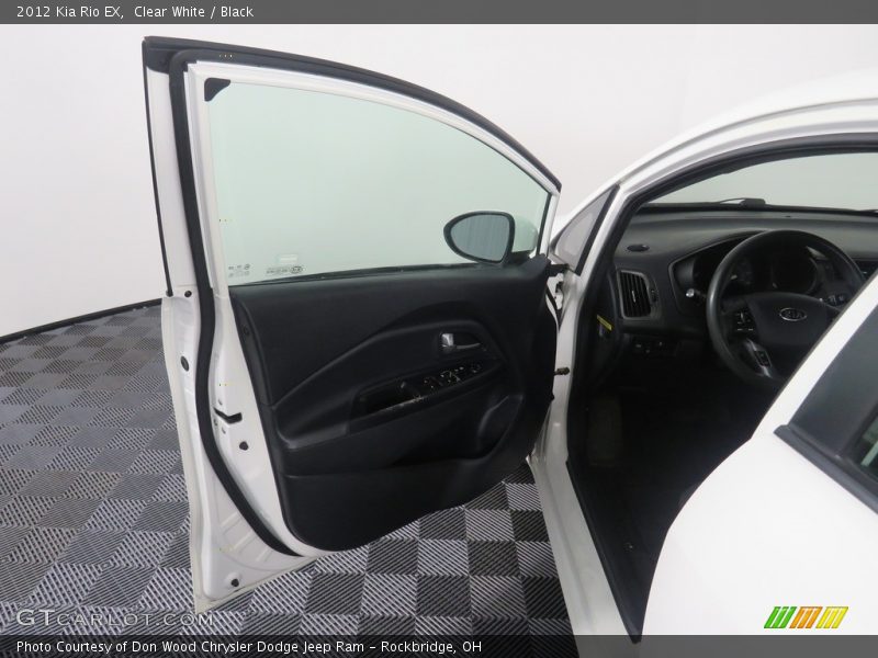 Clear White / Black 2012 Kia Rio EX