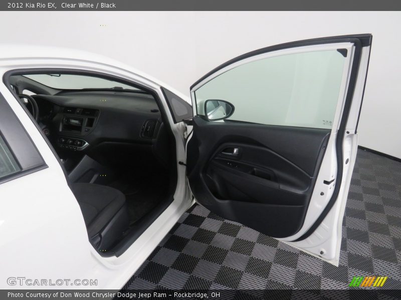 Clear White / Black 2012 Kia Rio EX