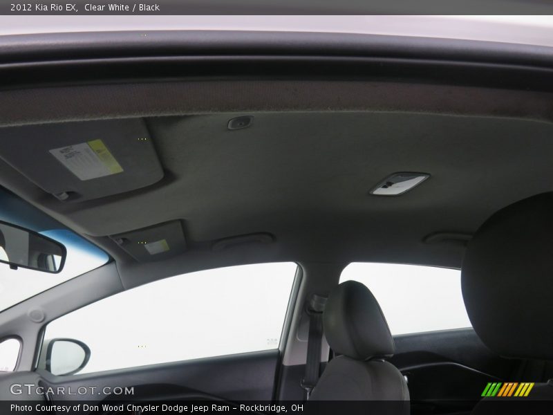 Clear White / Black 2012 Kia Rio EX