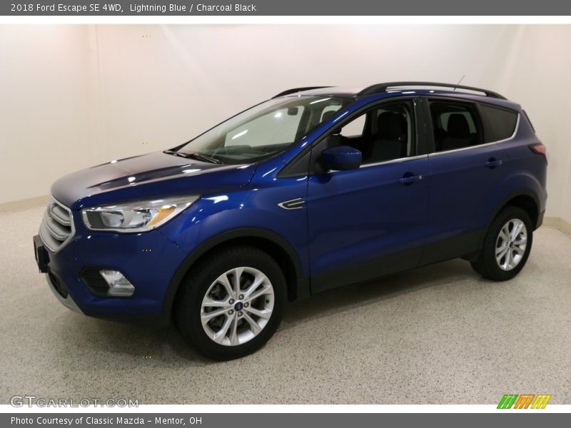Lightning Blue / Charcoal Black 2018 Ford Escape SE 4WD
