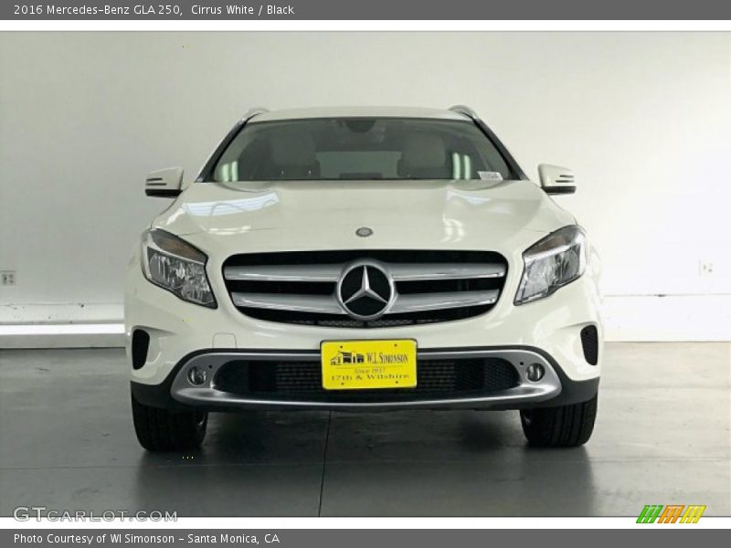 Cirrus White / Black 2016 Mercedes-Benz GLA 250