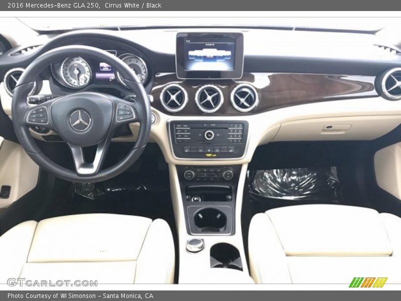Cirrus White / Black 2016 Mercedes-Benz GLA 250