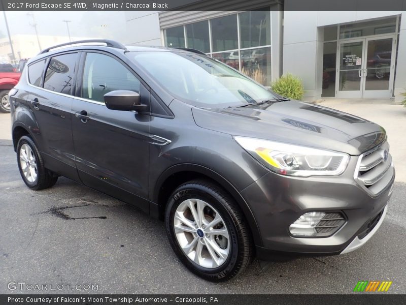 Magnetic / Charcoal Black 2017 Ford Escape SE 4WD
