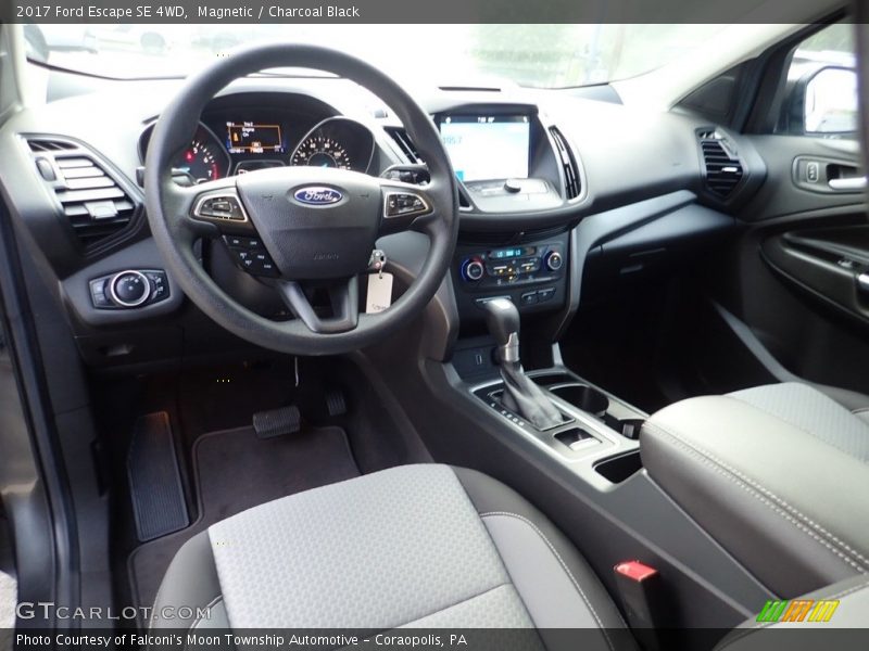 Magnetic / Charcoal Black 2017 Ford Escape SE 4WD