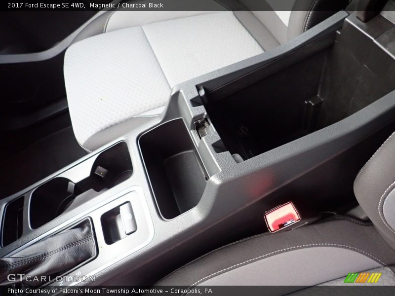 Magnetic / Charcoal Black 2017 Ford Escape SE 4WD
