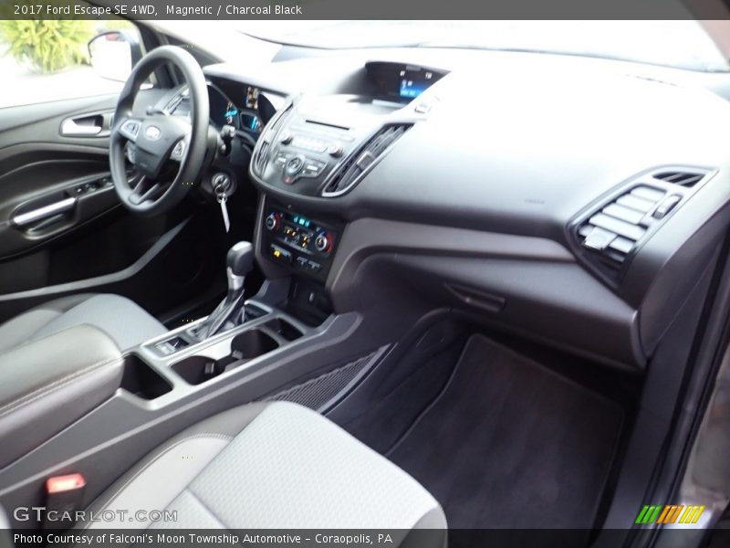 Magnetic / Charcoal Black 2017 Ford Escape SE 4WD