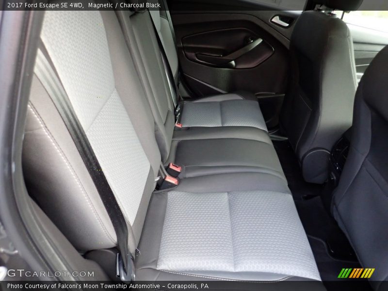 Magnetic / Charcoal Black 2017 Ford Escape SE 4WD