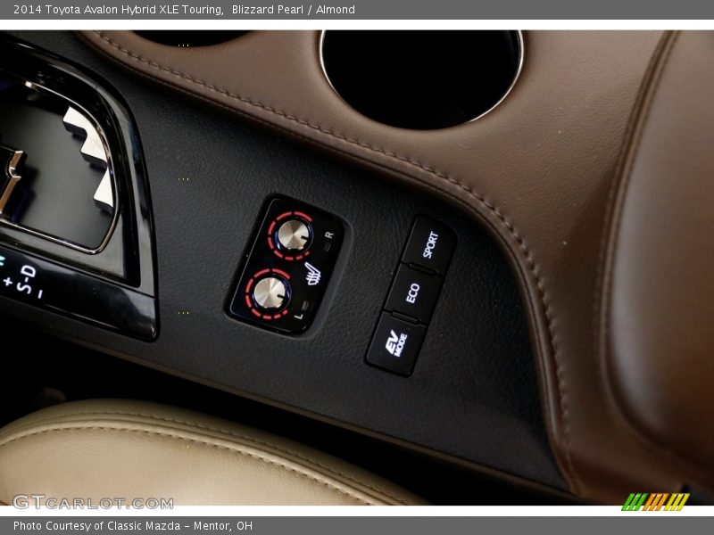 Blizzard Pearl / Almond 2014 Toyota Avalon Hybrid XLE Touring