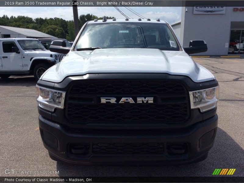 Bright White / Black/Diesel Gray 2019 Ram 3500 Tradesman Regular Cab Chassis