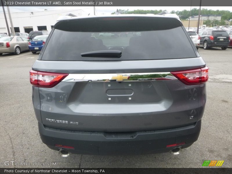 Satin Steel Metallic / Jet Black 2019 Chevrolet Traverse LT AWD