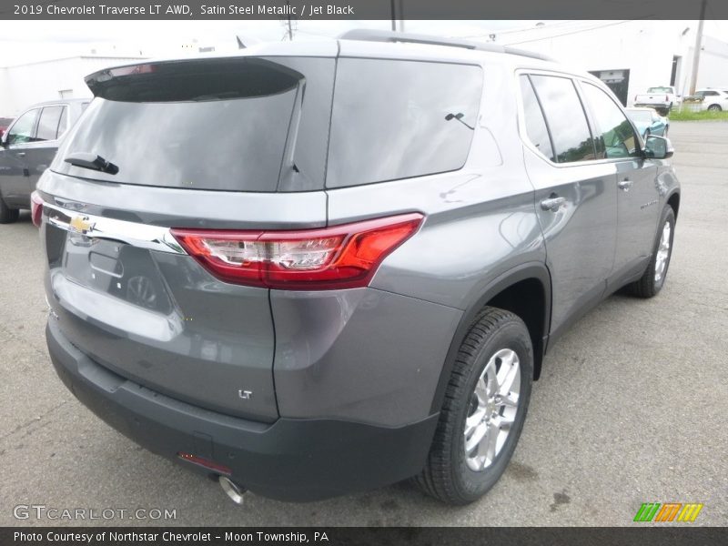 Satin Steel Metallic / Jet Black 2019 Chevrolet Traverse LT AWD