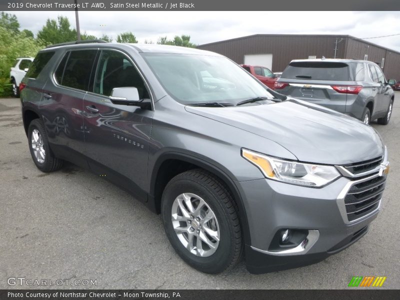 Satin Steel Metallic / Jet Black 2019 Chevrolet Traverse LT AWD