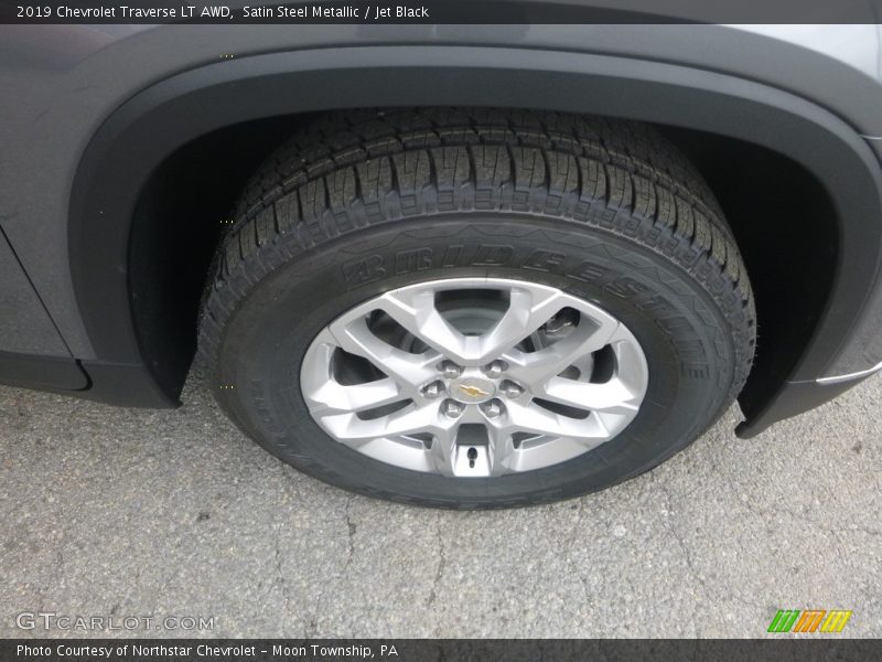 Satin Steel Metallic / Jet Black 2019 Chevrolet Traverse LT AWD