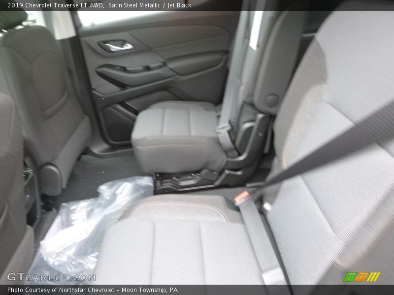 Satin Steel Metallic / Jet Black 2019 Chevrolet Traverse LT AWD
