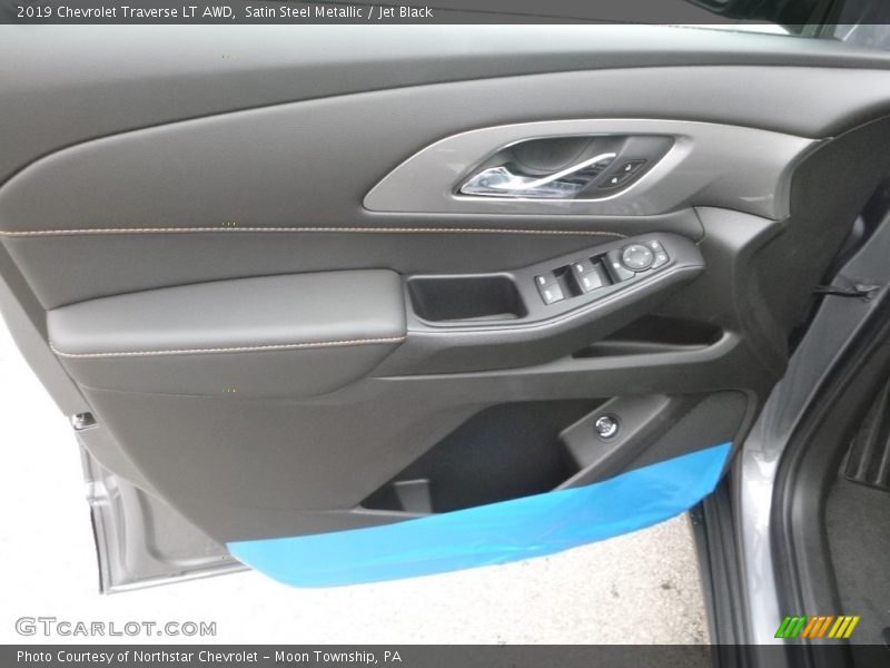 Satin Steel Metallic / Jet Black 2019 Chevrolet Traverse LT AWD