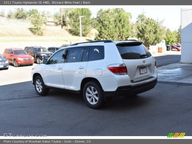 Blizzard White Pearl / Black 2011 Toyota Highlander SE 4WD