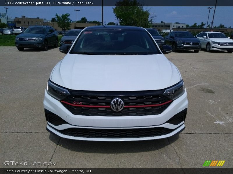 Pure White / Titan Black 2019 Volkswagen Jetta GLI