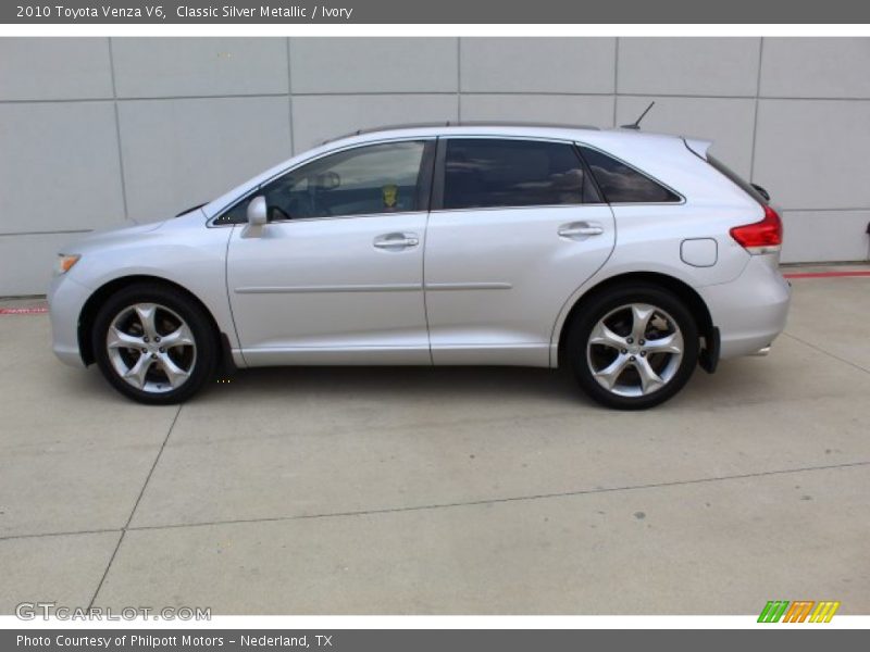 Classic Silver Metallic / Ivory 2010 Toyota Venza V6
