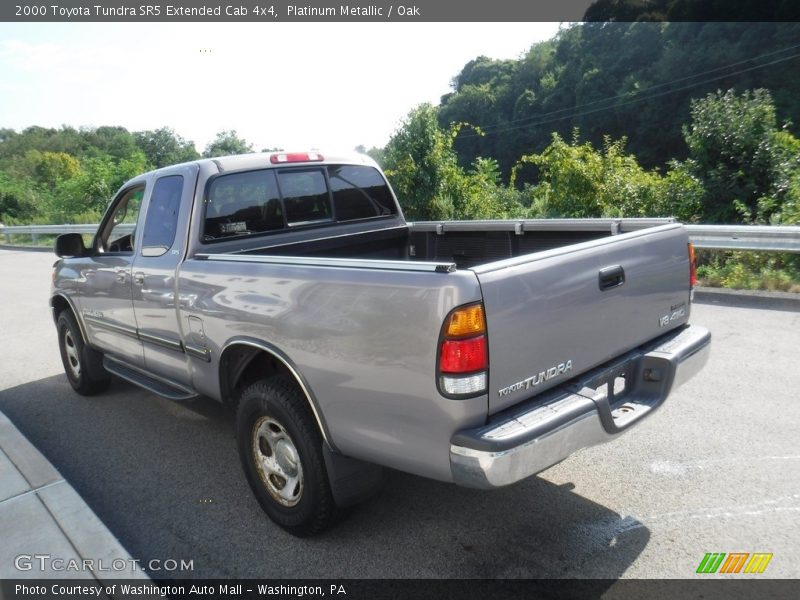 Platinum Metallic / Oak 2000 Toyota Tundra SR5 Extended Cab 4x4