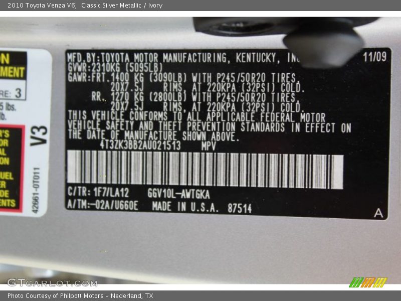 Classic Silver Metallic / Ivory 2010 Toyota Venza V6