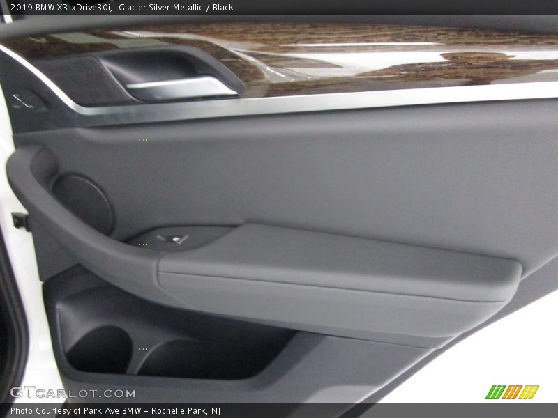 Glacier Silver Metallic / Black 2019 BMW X3 xDrive30i