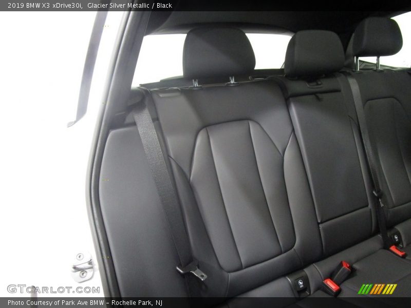 Glacier Silver Metallic / Black 2019 BMW X3 xDrive30i