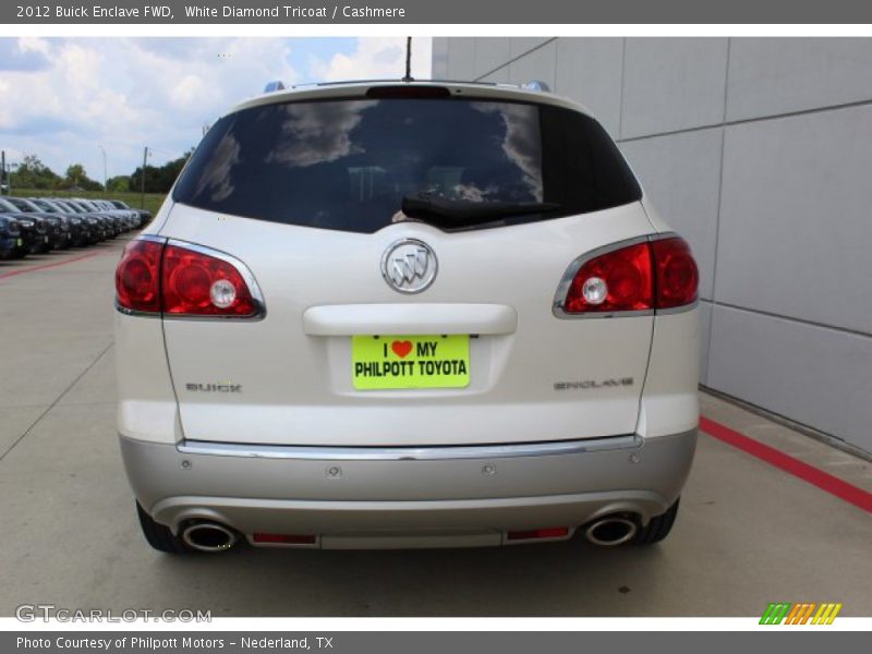 White Diamond Tricoat / Cashmere 2012 Buick Enclave FWD