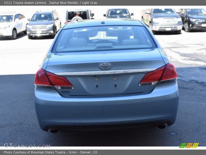 Zephyr Blue Metallic / Light Gray 2011 Toyota Avalon Limited