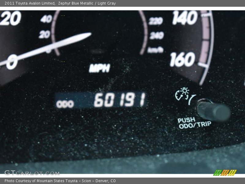 Zephyr Blue Metallic / Light Gray 2011 Toyota Avalon Limited