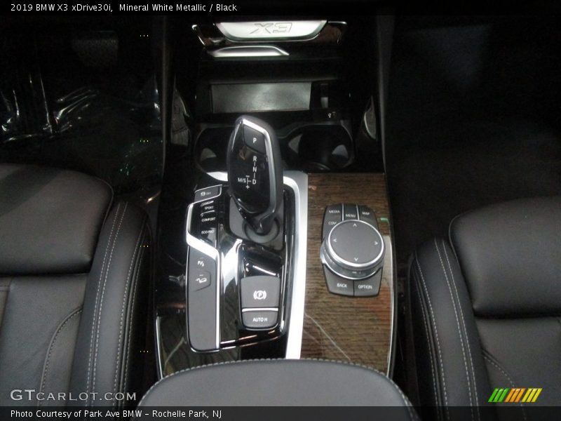 Mineral White Metallic / Black 2019 BMW X3 xDrive30i