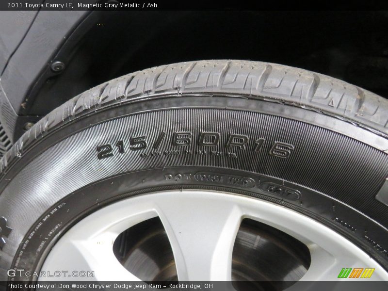 Magnetic Gray Metallic / Ash 2011 Toyota Camry LE