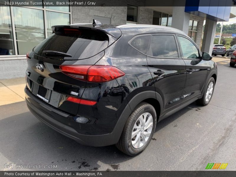 Black Noir Pearl / Gray 2019 Hyundai Tucson Value