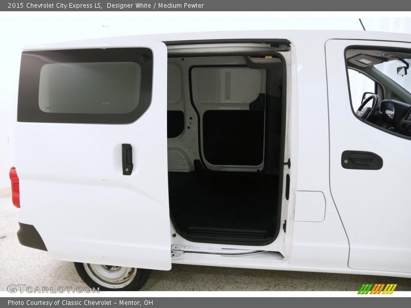 Designer White / Medium Pewter 2015 Chevrolet City Express LS