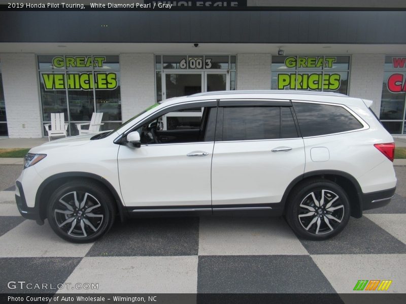 White Diamond Pearl / Gray 2019 Honda Pilot Touring