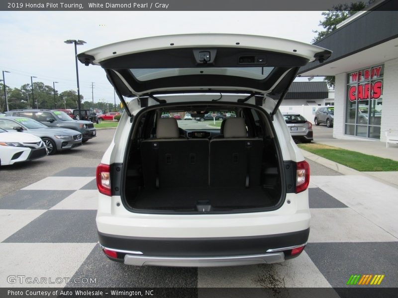 White Diamond Pearl / Gray 2019 Honda Pilot Touring