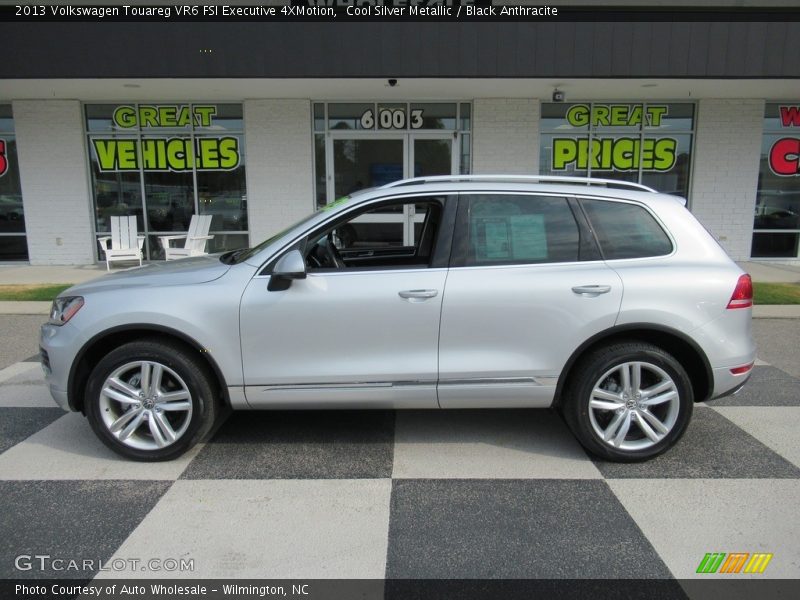 Cool Silver Metallic / Black Anthracite 2013 Volkswagen Touareg VR6 FSI Executive 4XMotion