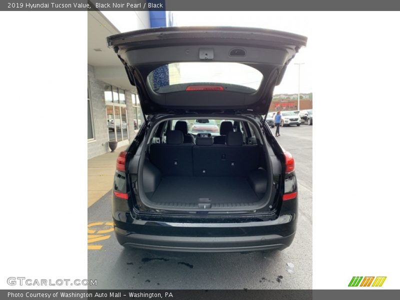 Black Noir Pearl / Black 2019 Hyundai Tucson Value
