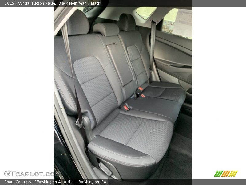 Black Noir Pearl / Black 2019 Hyundai Tucson Value