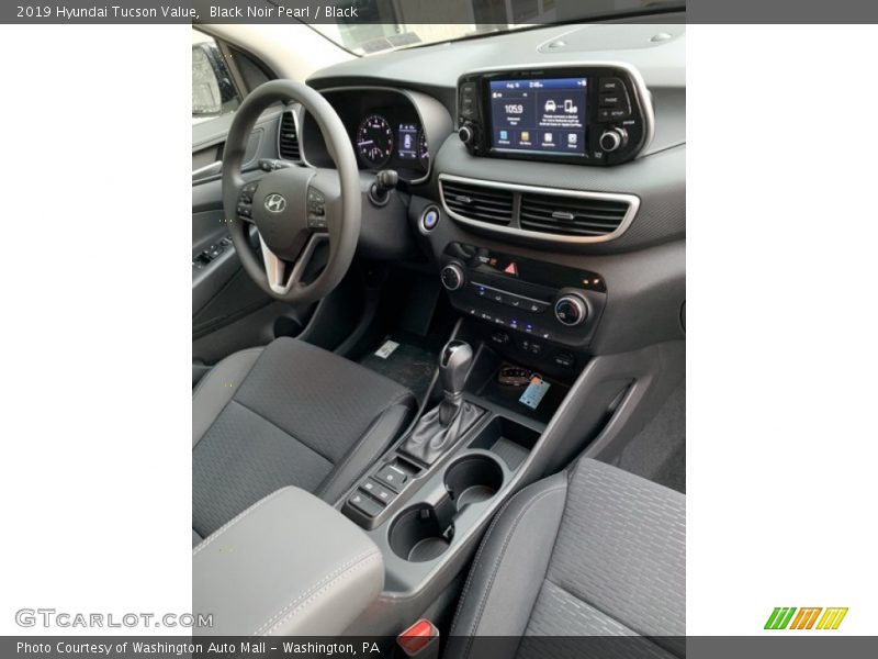 Black Noir Pearl / Black 2019 Hyundai Tucson Value