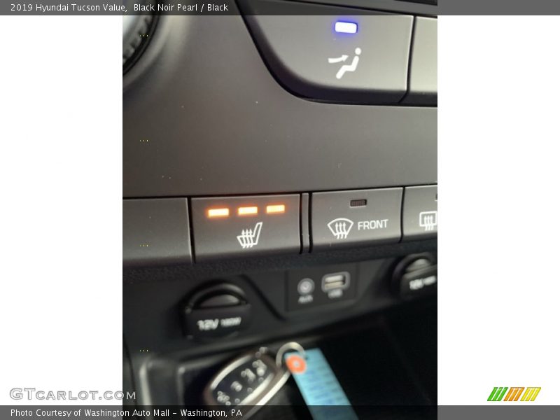 Black Noir Pearl / Black 2019 Hyundai Tucson Value