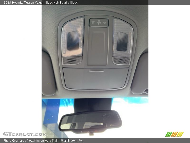 Black Noir Pearl / Black 2019 Hyundai Tucson Value