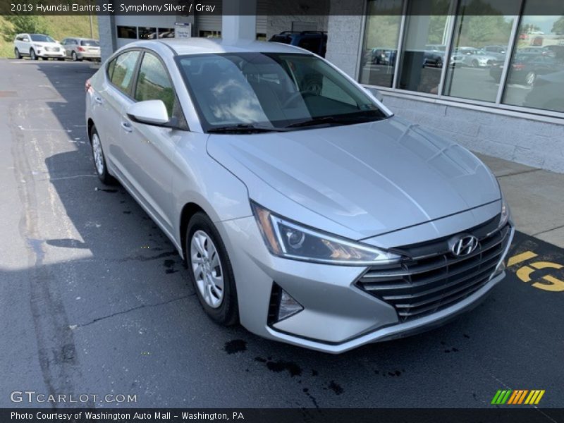 Symphony Silver / Gray 2019 Hyundai Elantra SE